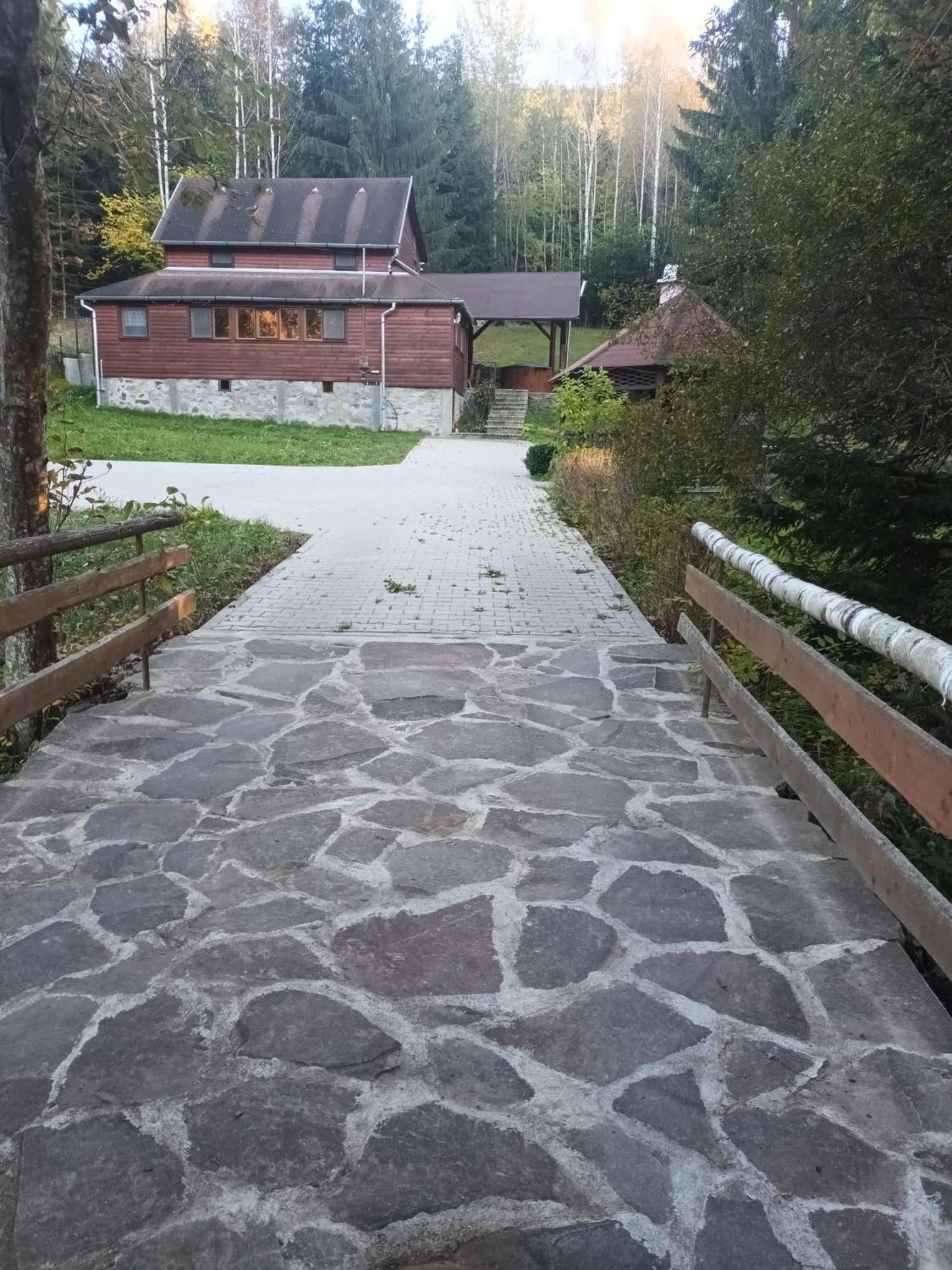 Вилла Patakvoelgye Vendeghaz Извоаре Экстерьер фото