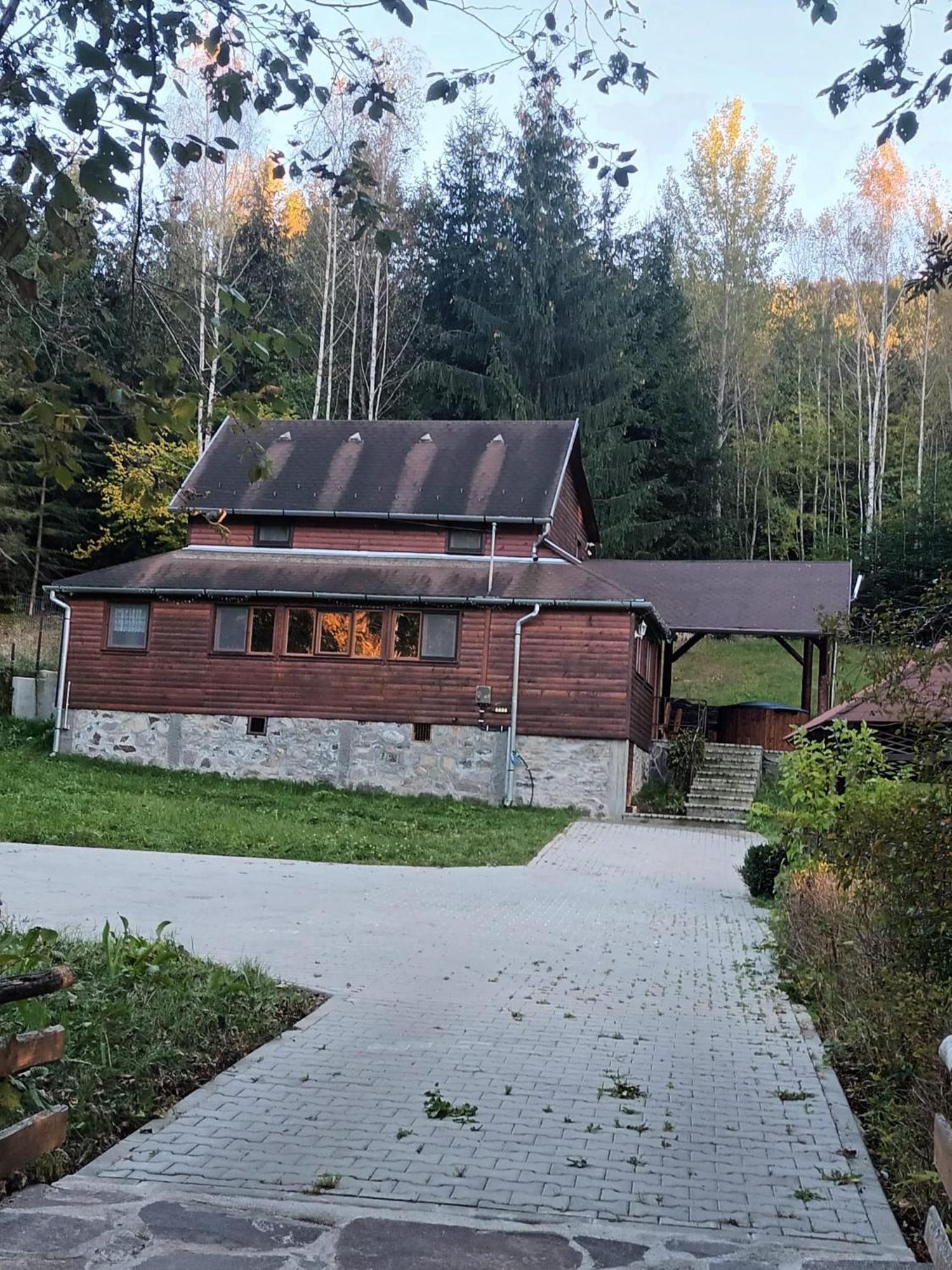 Вилла Patakvoelgye Vendeghaz Извоаре Экстерьер фото